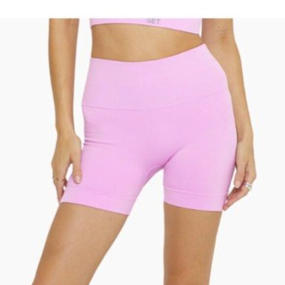 Set Active Charm Bike Shorts and Bra - Picture 2 of 2